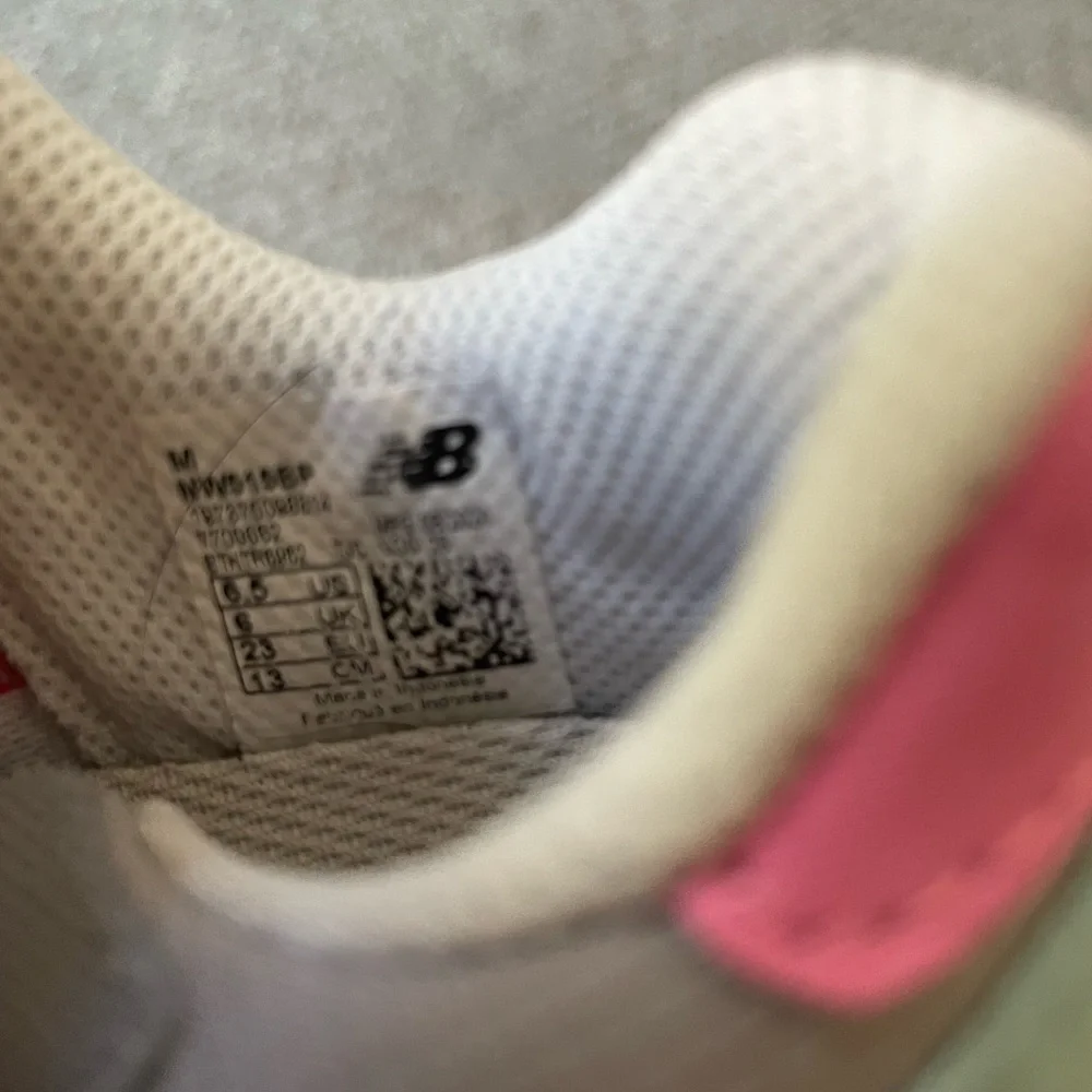 New Balance Kids' Gray and Pink Sneakers - Picture 4 of 4